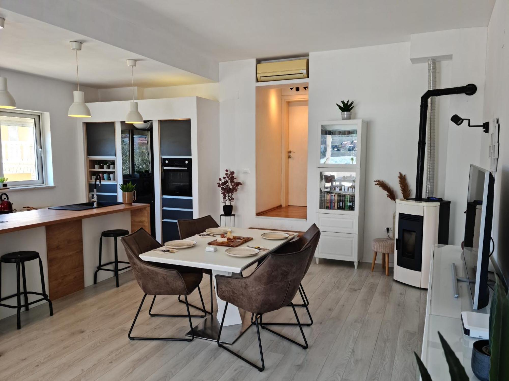 Apartments Holidays Roko Grebaštica 객실 사진