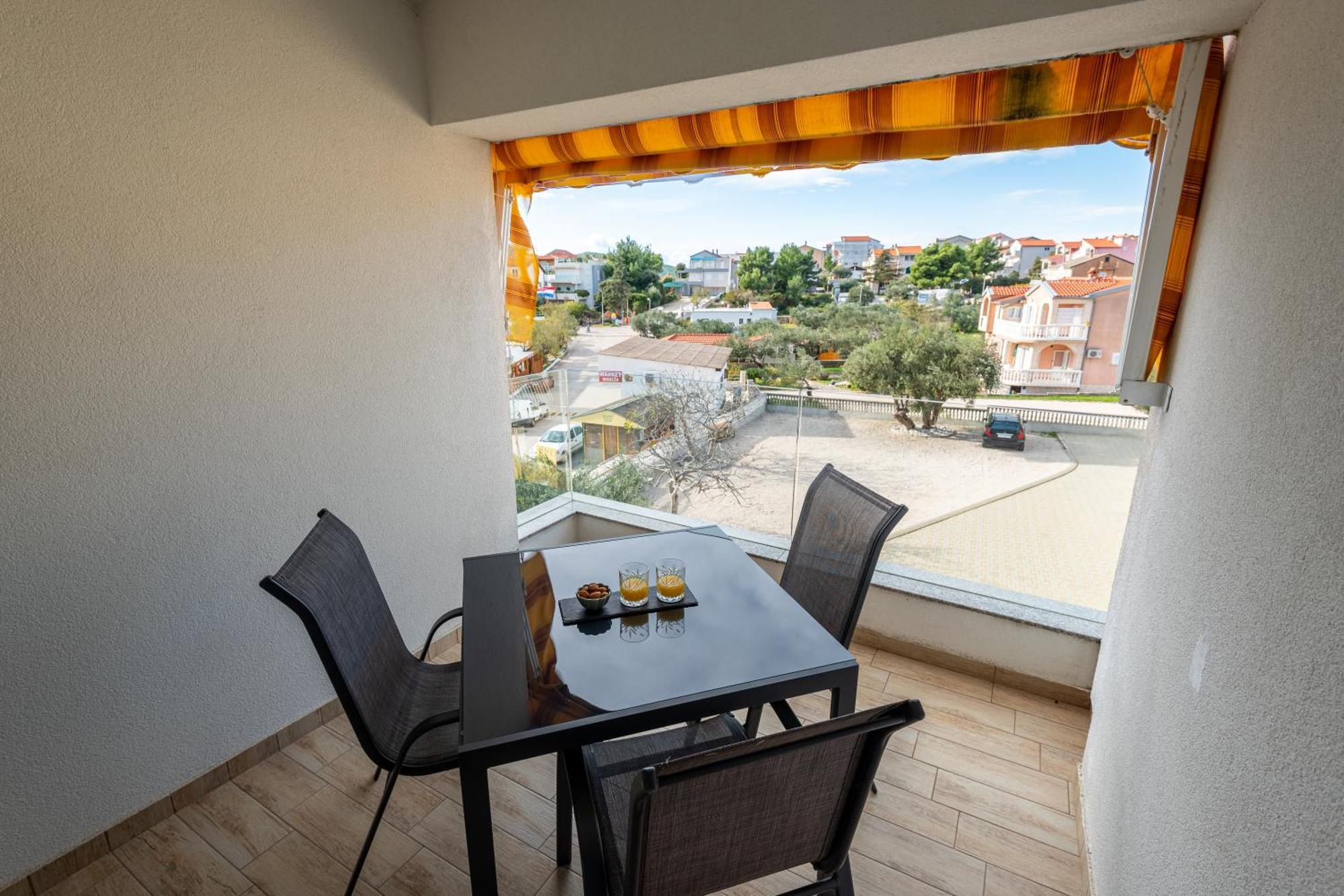 Apartments Holidays Roko Grebaštica 객실 사진
