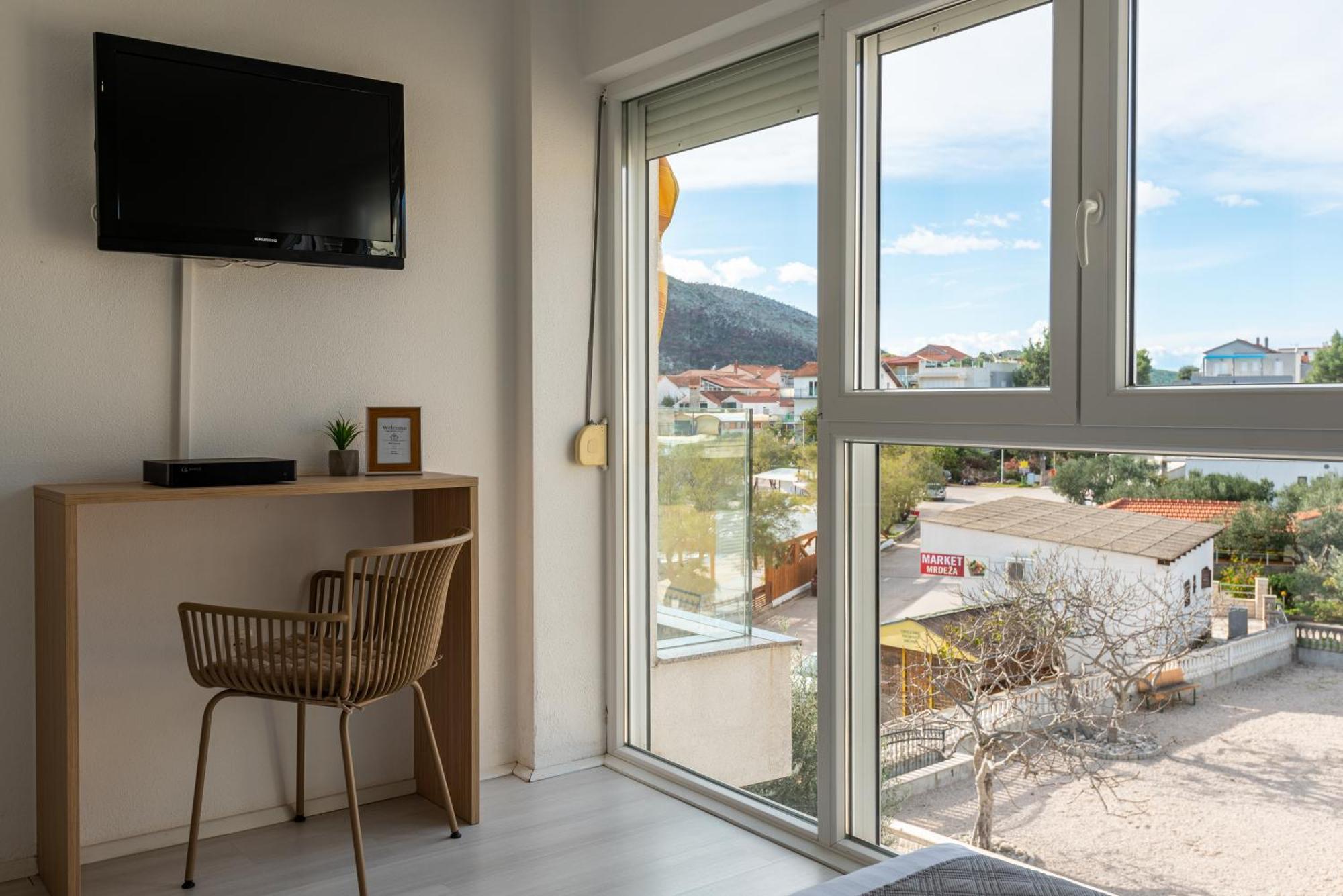 Apartments Holidays Roko Grebaštica 객실 사진