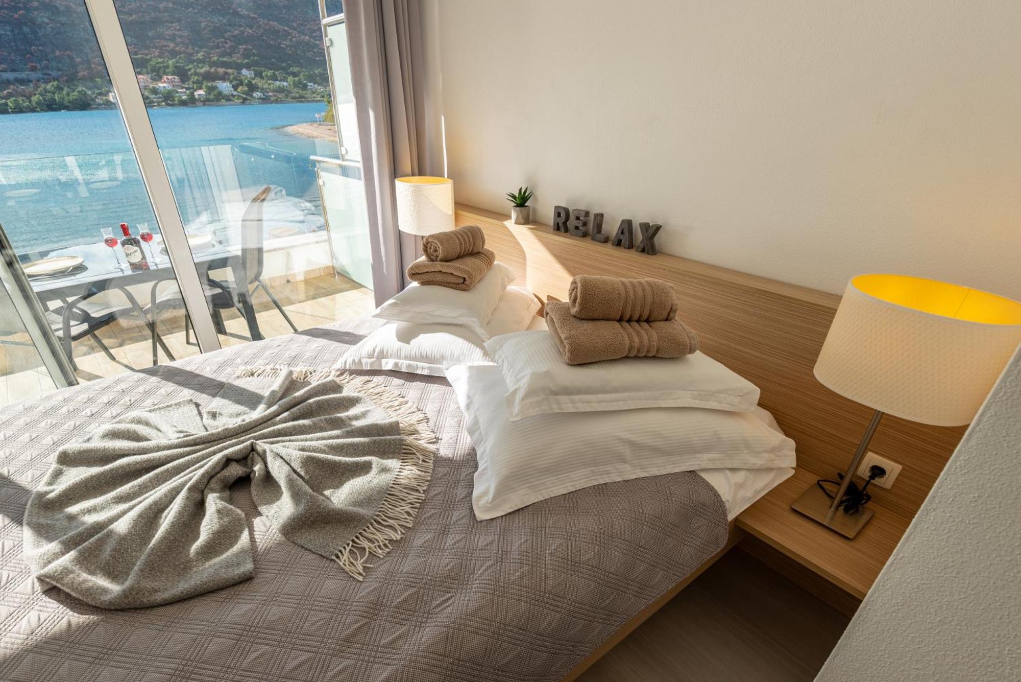 Apartments Holidays Roko Grebaštica 객실 사진